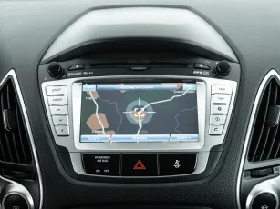 Hyundai  15