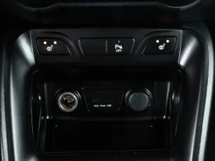 Hyundai  16