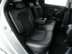 Hyundai  22