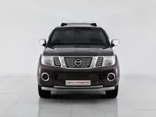 Nissan  2