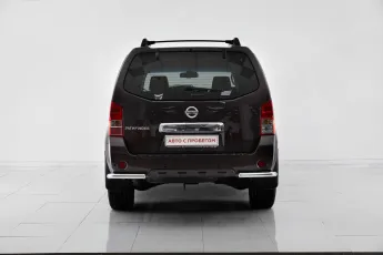 Nissan  6