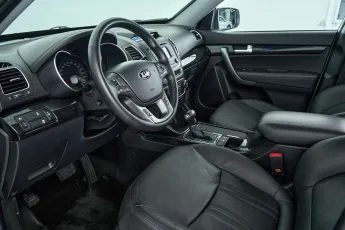 Kia  14