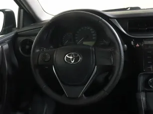 Toyota  11