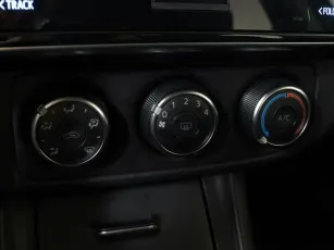 Toyota  13