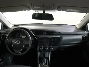Toyota  9