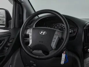 Hyundai  20