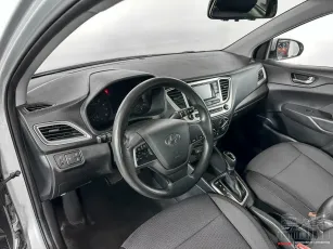 Hyundai  9