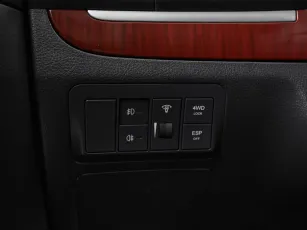 Hyundai  16