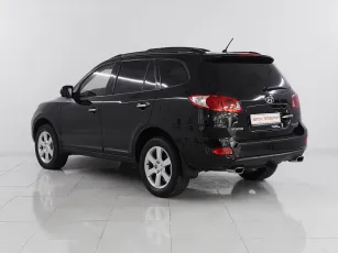 Hyundai  4