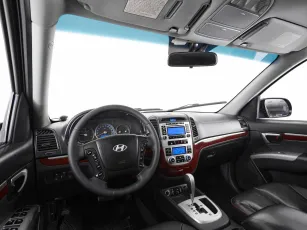 Hyundai  9