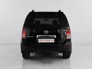 Nissan  6