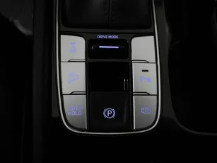 Hyundai  13