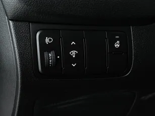 Kia  13