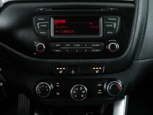 Kia  16