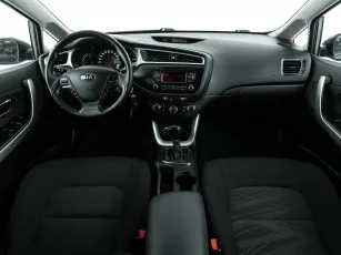 Kia  8