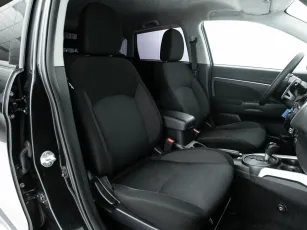 Mitsubishi  11