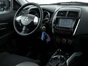 Mitsubishi  19