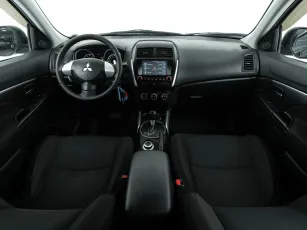 Mitsubishi  8