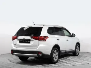 Mitsubishi  3