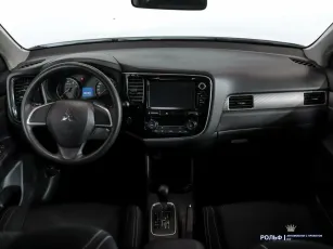 Mitsubishi  7