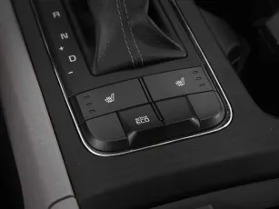 Kia  18