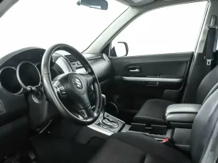 Suzuki  8