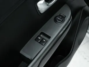 Kia  10