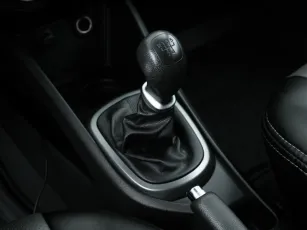 Kia  12