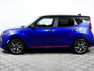 Kia  3