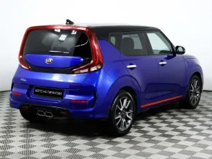 Kia  5