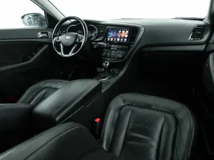 Kia  10
