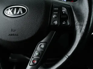 Kia  22