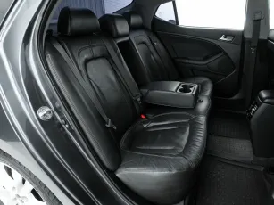 Kia  26