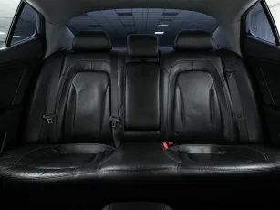 Kia  27