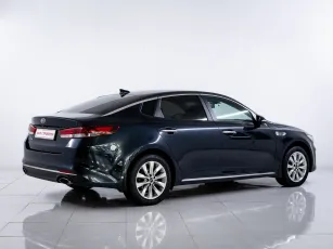 Kia  4