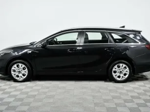 Kia  3