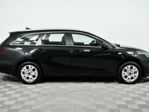 Kia  4