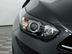 Kia  7