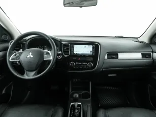 Mitsubishi  9