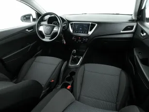 Hyundai  10
