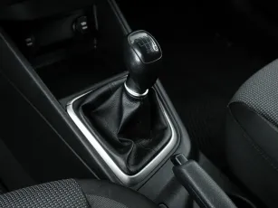 Hyundai  13