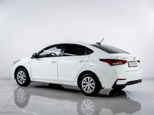Hyundai  5