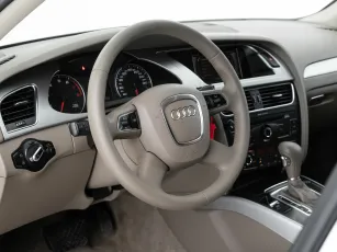Audi  11
