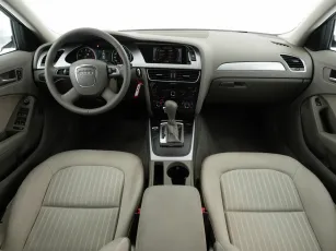 Audi  8