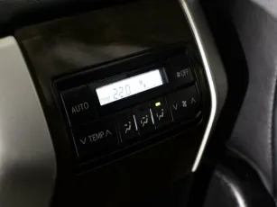 Toyota  15