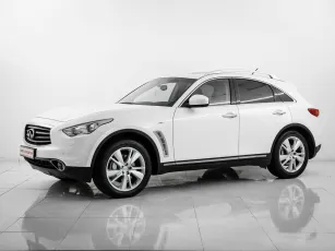 Infiniti  1
