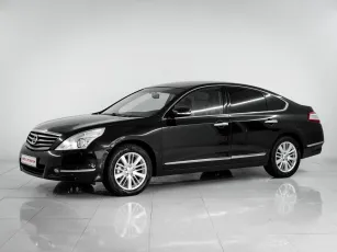 Nissan  1