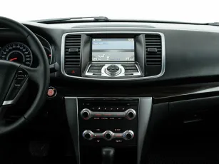 Nissan  18