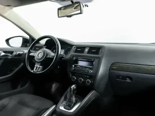 Volkswagen  5