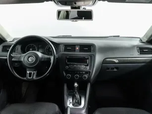 Volkswagen  6